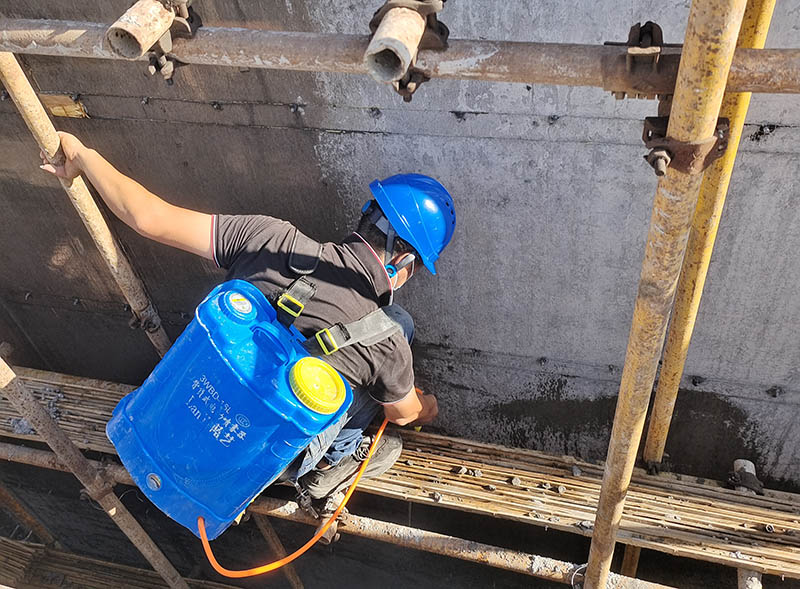 科洛結(jié)構自防水技術施工