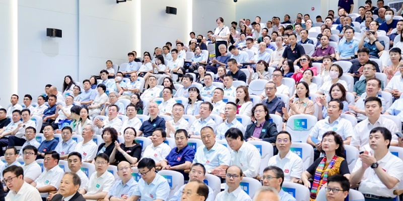 第八屆中國建筑防水(南方)專家論壇現(xiàn)場 第八屆中國建筑防水(南方)專家論壇現(xiàn)場